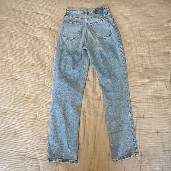 Abercrombie Curve Love Ultra High Rise 90s Straight Jean - Picture 4 of 5